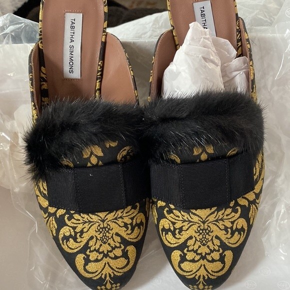 NIB Tabitha Simmons Anya fur mules with black and gold damask fabric Size EU35 - Picture 2 of 8
